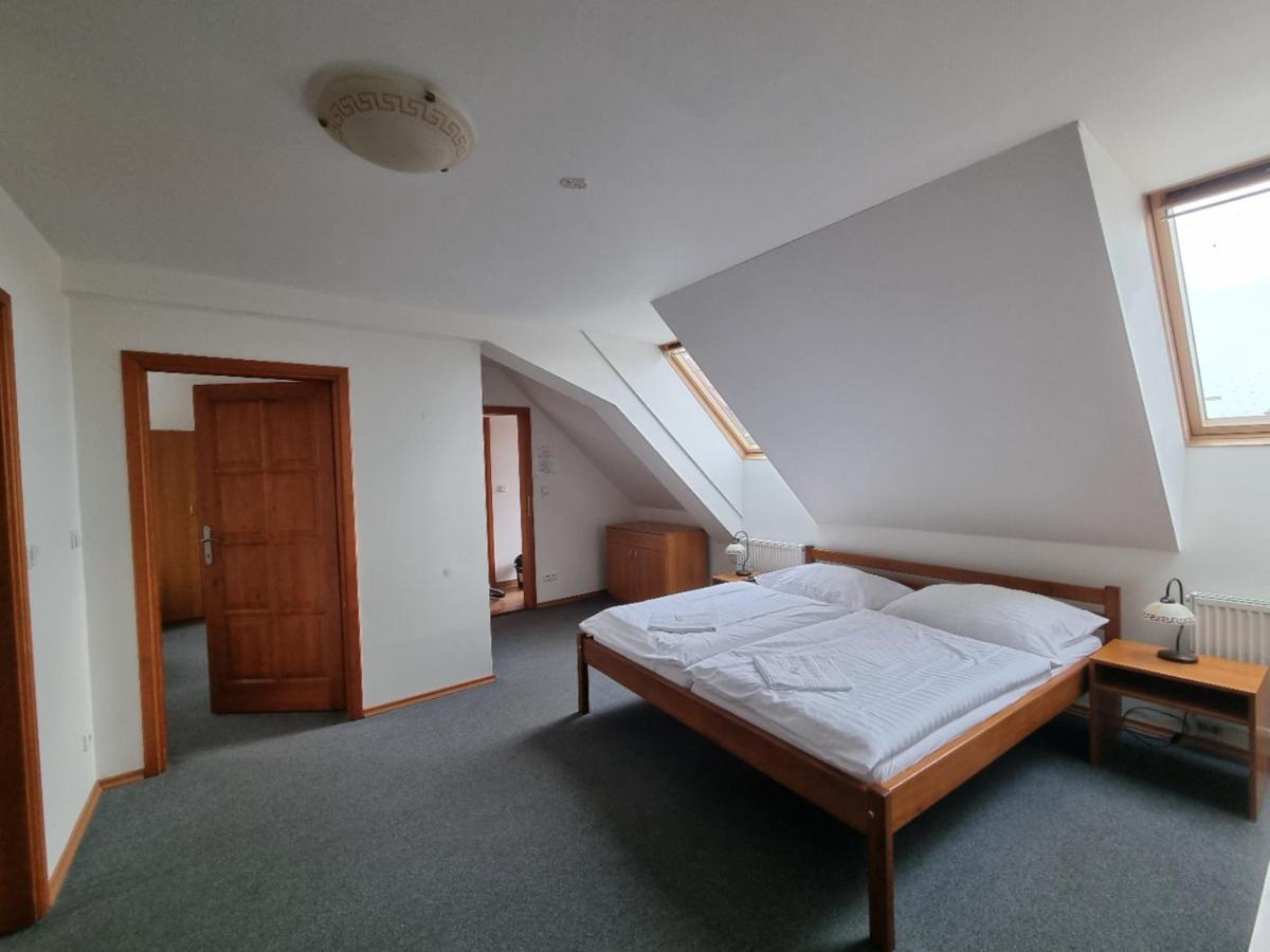 Penzion U Farmáře Chotoviny Exterior foto